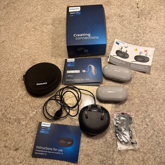 PAIR PHILIPS HEARLINK 9040 MNR T R DIGITAL RIC HEARING AIDS TESTED WORKING - Picture 1 of 8